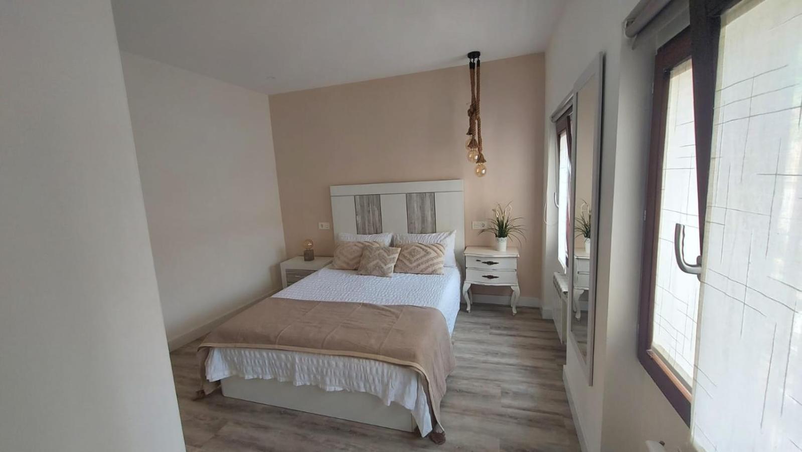 El Rincon De Valeria By Unique Rooms Burgo Eksteriør billede